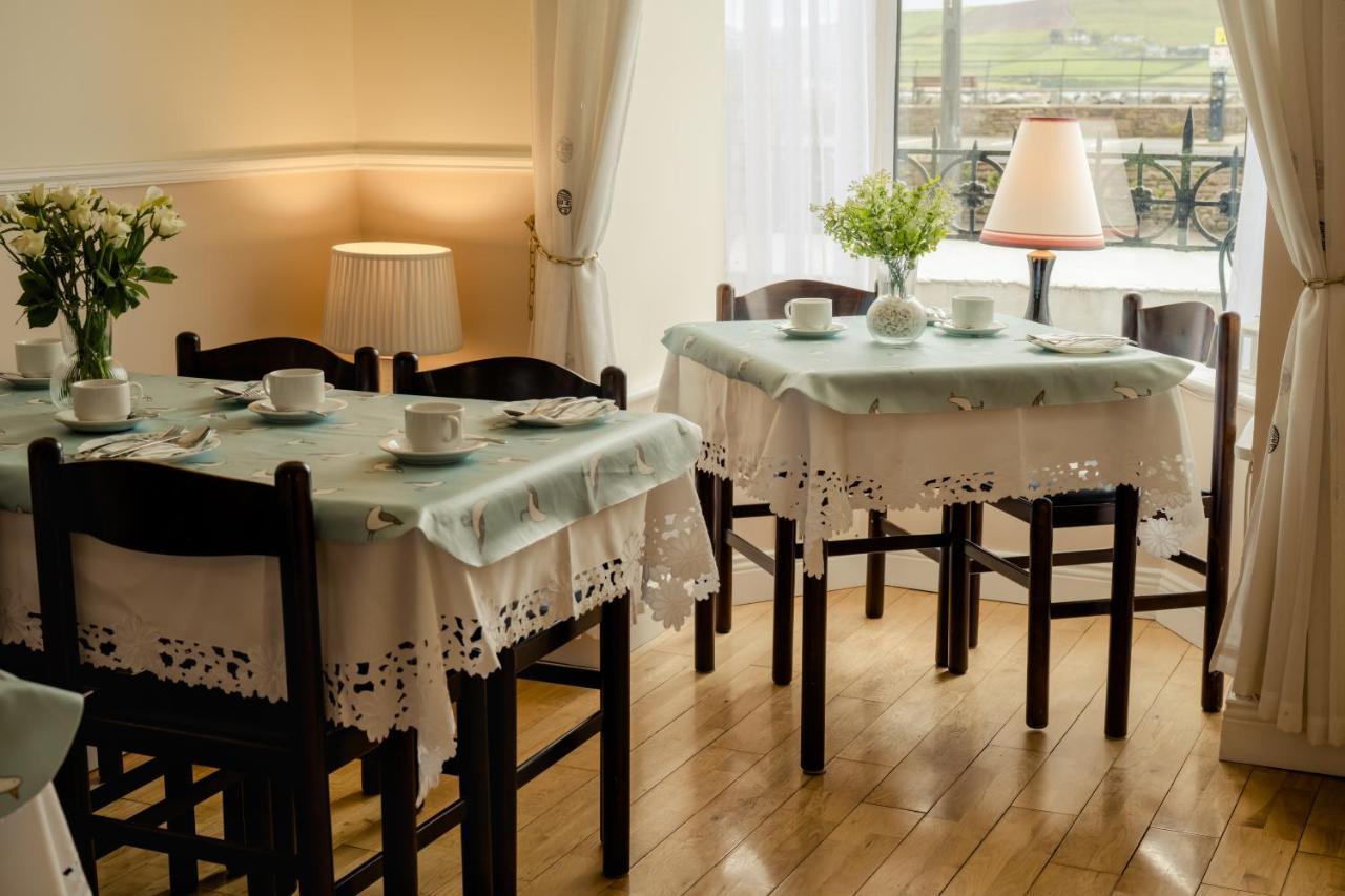 The Waterfront (Adults Only) Hotel Дингъл Екстериор снимка