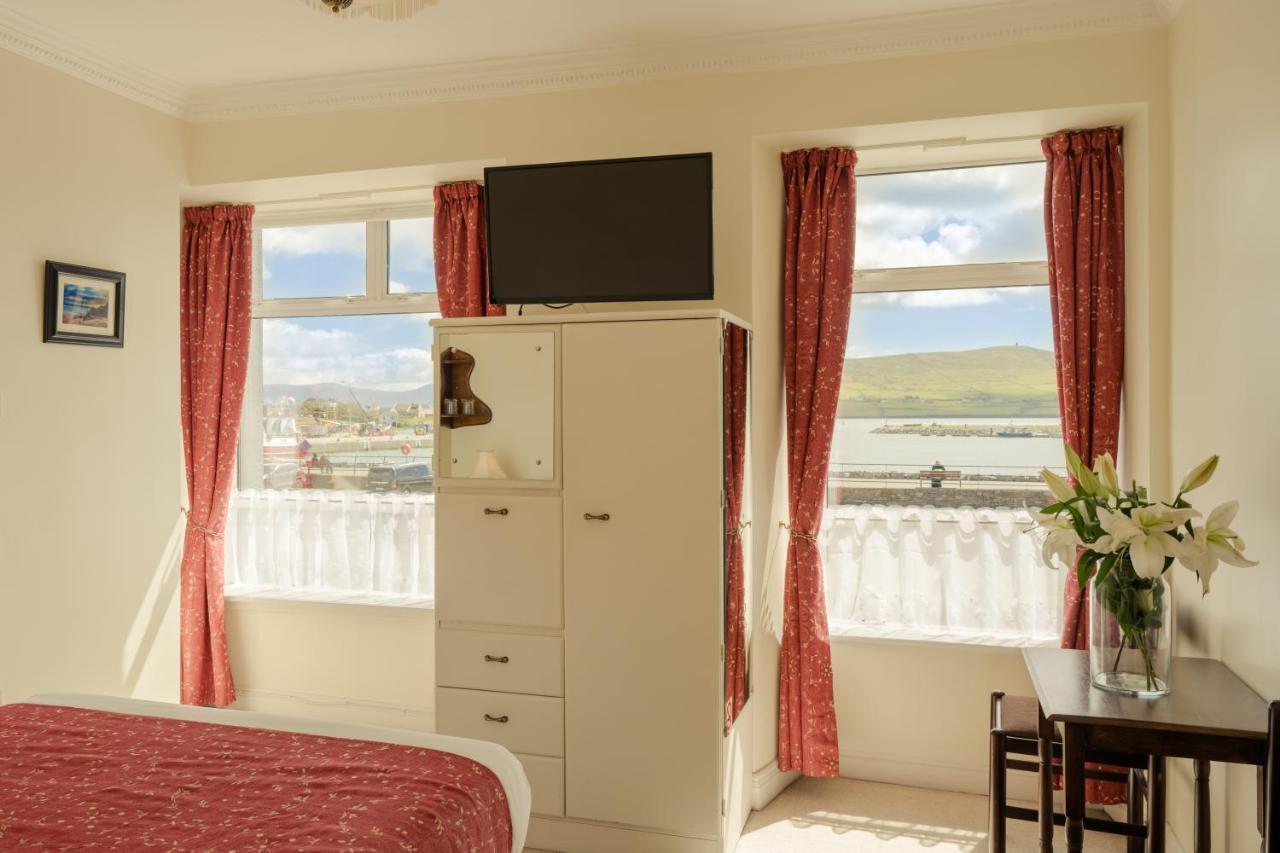 The Waterfront (Adults Only) Hotel Дингъл Екстериор снимка